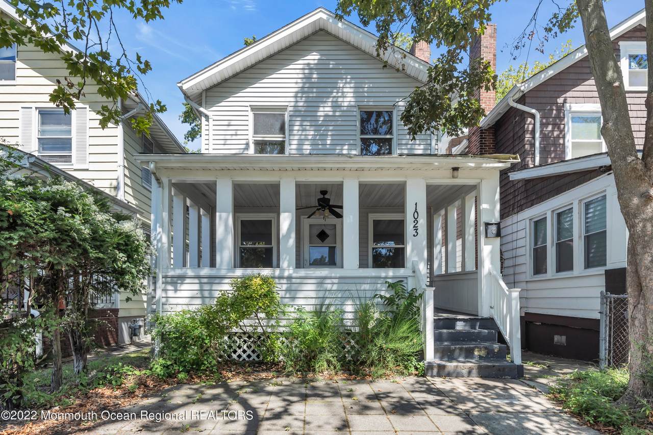 1023 3rd Avenue - Photo 1