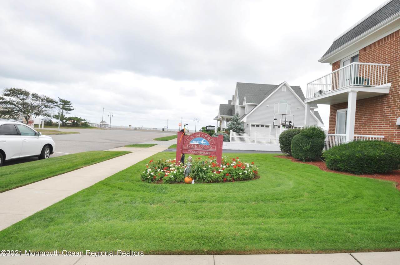 103 2nd Avenue - Photo 1