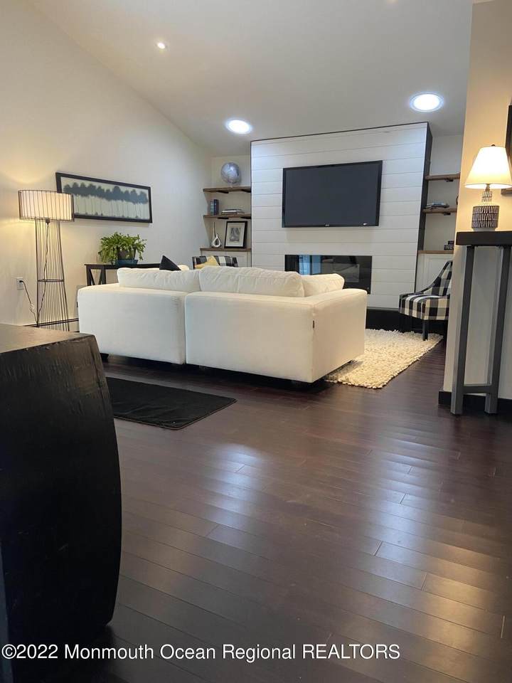270 Harrington Drive - Photo 1