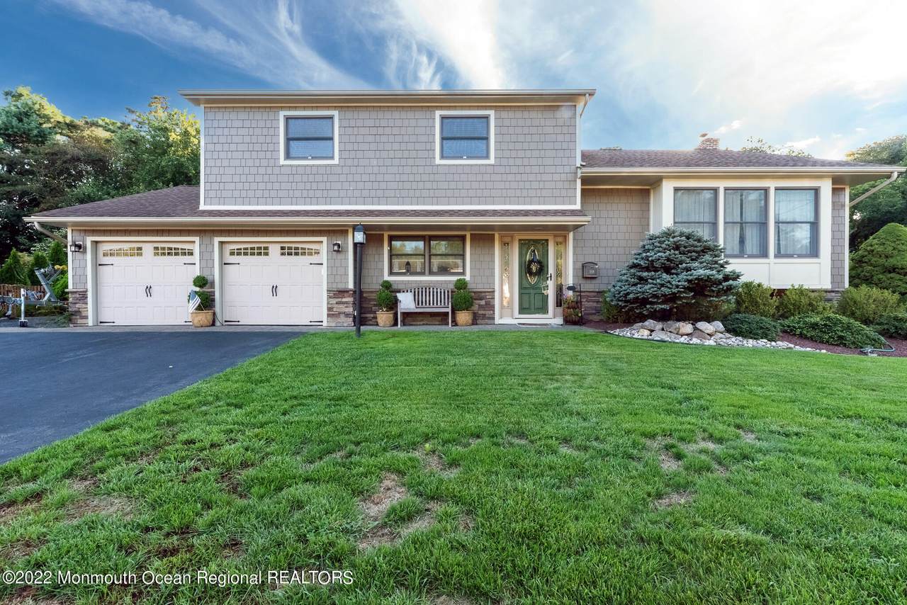 108 Old Bridge Drive - Photo 1