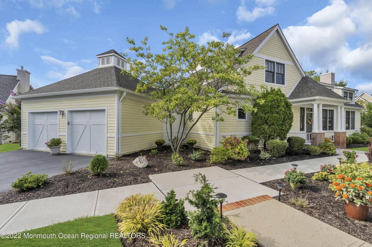 9 Adams Way - Photo 1