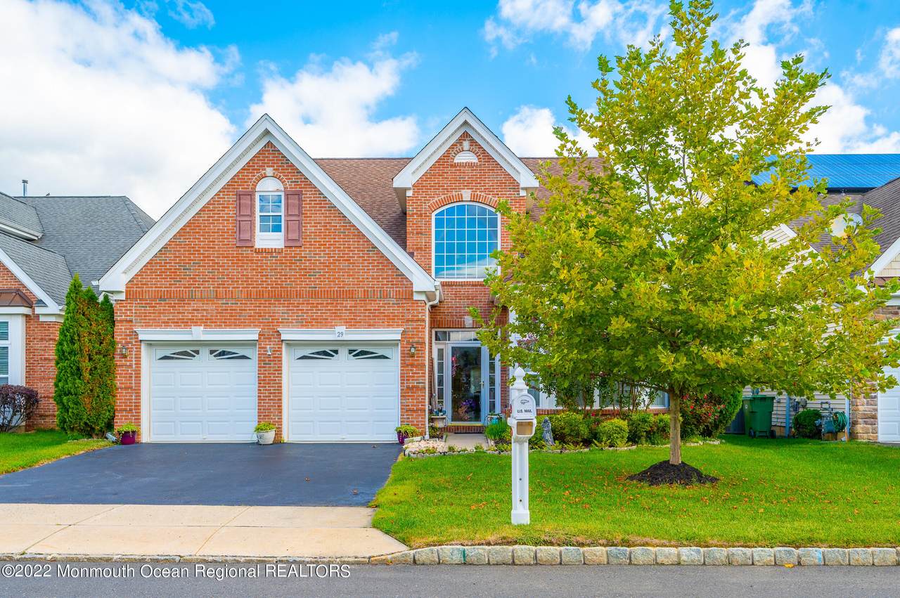 29 Jumping Brook Drive - Photo 1