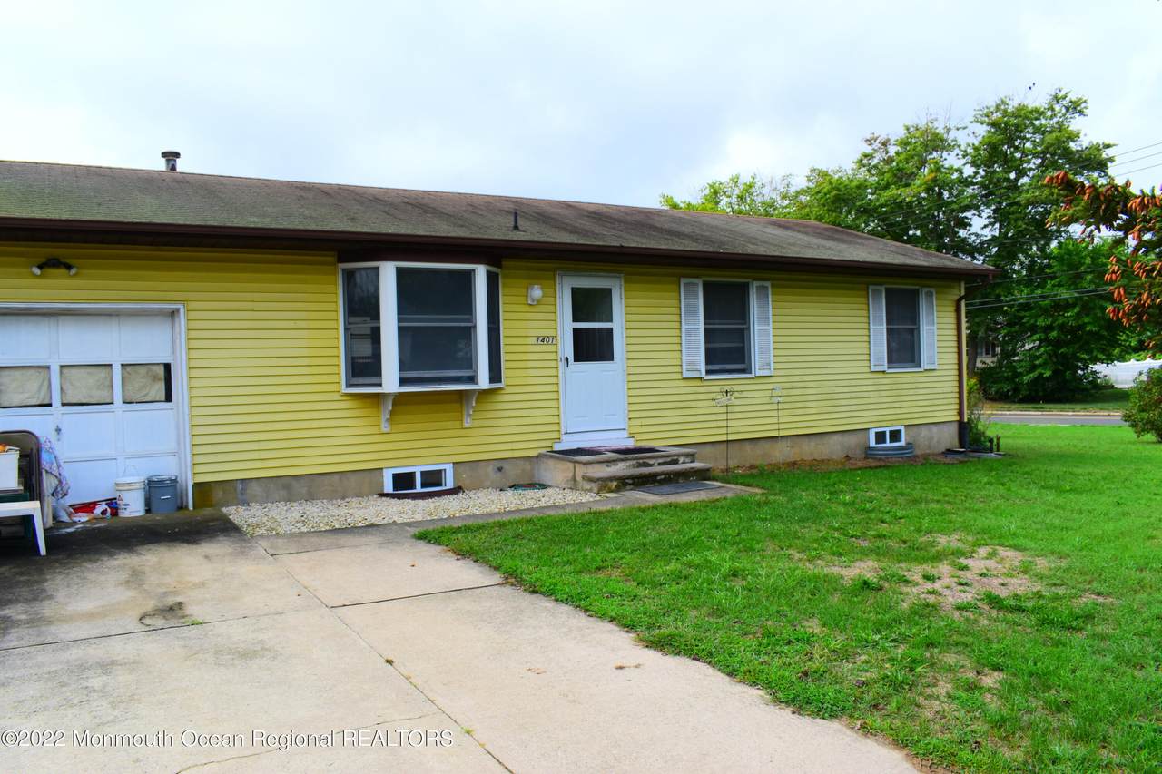 1401 Utah Drive - Photo 1