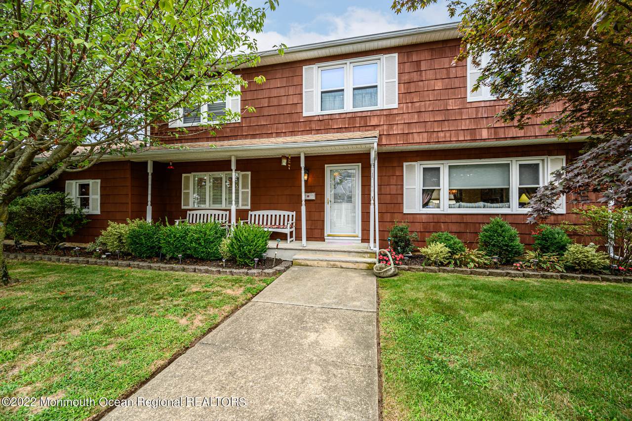 218 Atlantic Avenue - Photo 1
