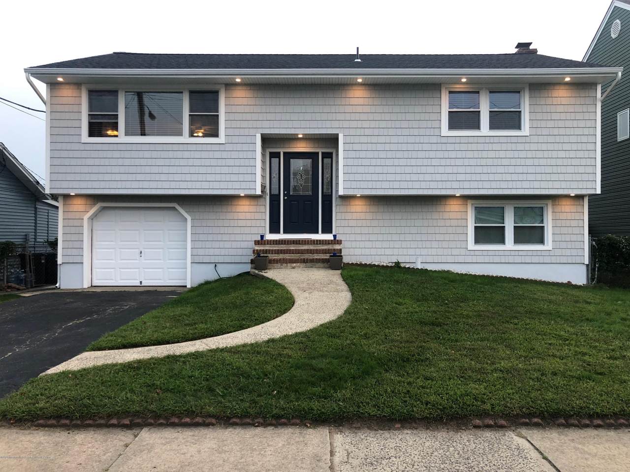 415 15th Avenue - Photo 1