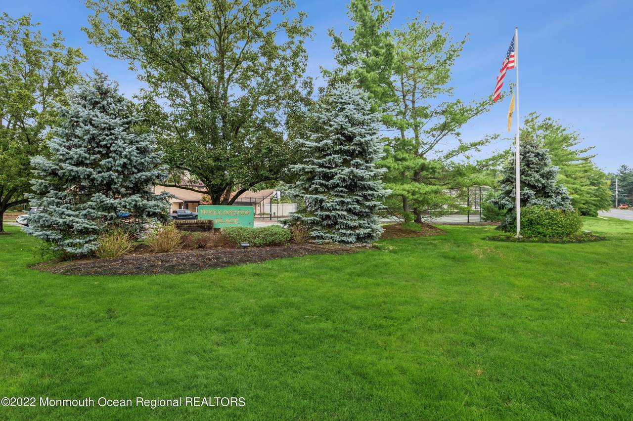 308 Wellington Place - Photo 1
