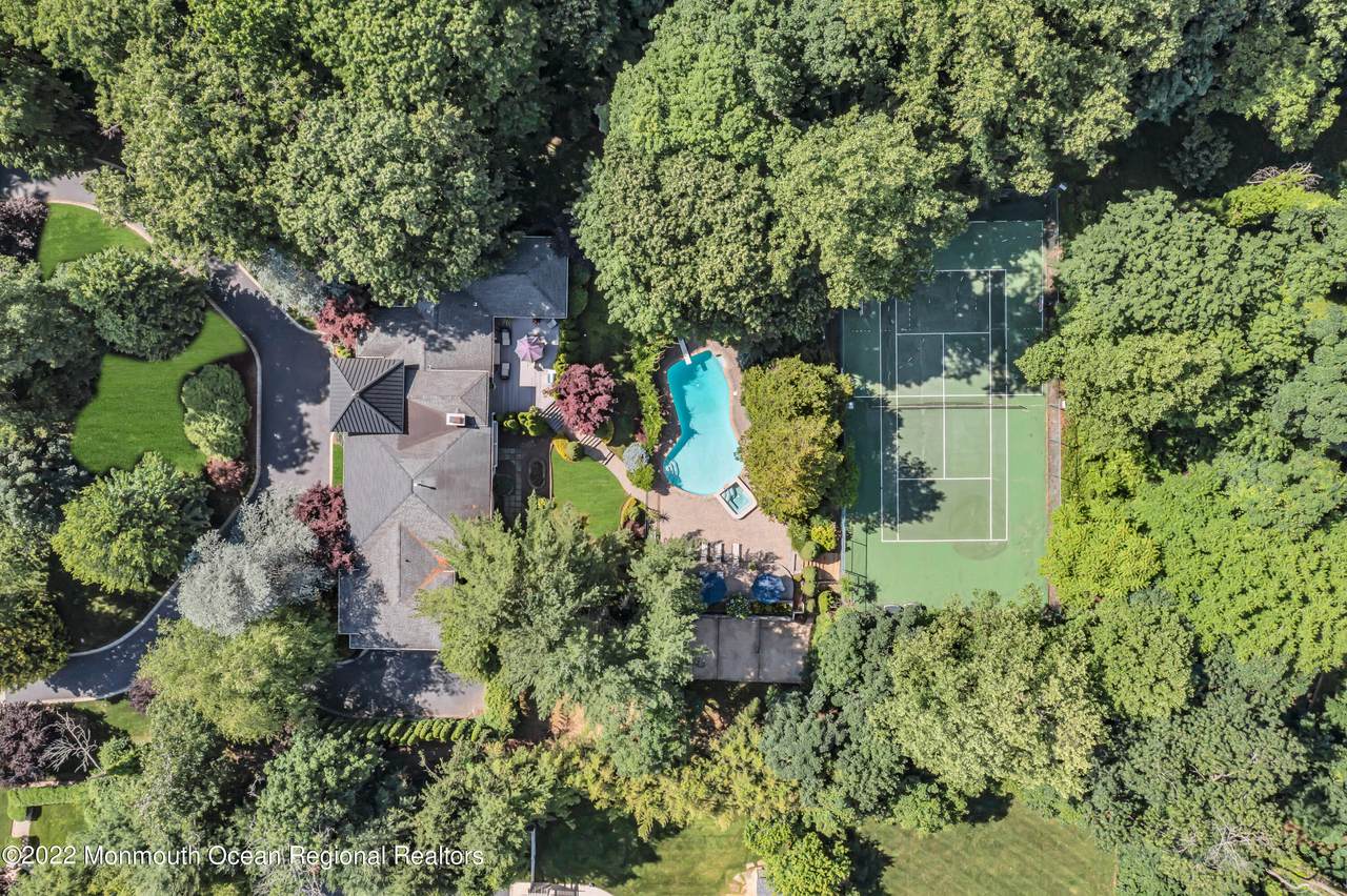 9 Bellevue Avenue - Photo 1