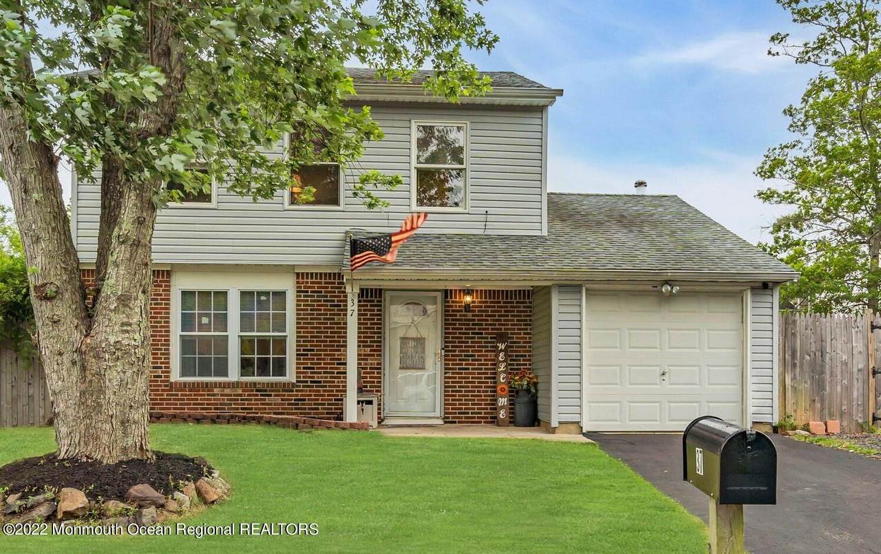 37 Nautilus Avenue - Photo 1