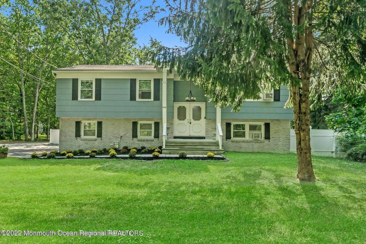 532 Frank Applegate Road - Photo 1
