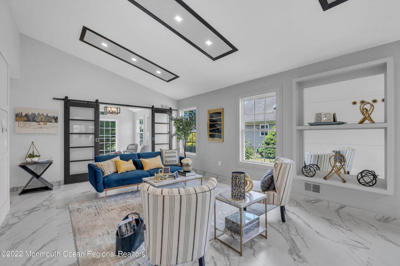 17 Ivy Hill Road - Photo 1