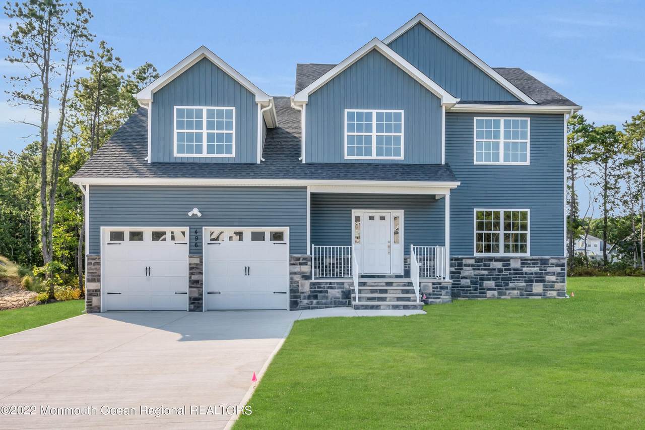 500 Woodhaven Boulevard - Photo 1