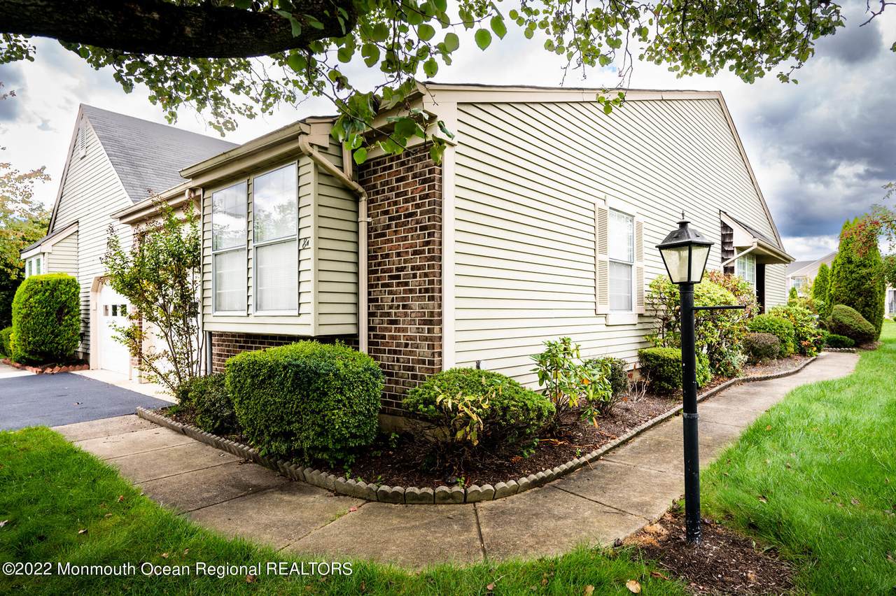 8 John Paul Jones Drive - Photo 1