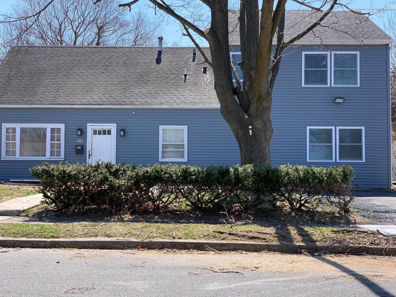 290 Lockwood Avenue - Photo 1