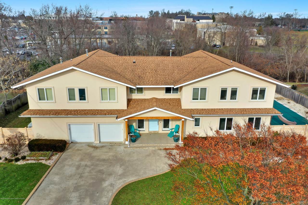225 Howard Avenue - Photo 1