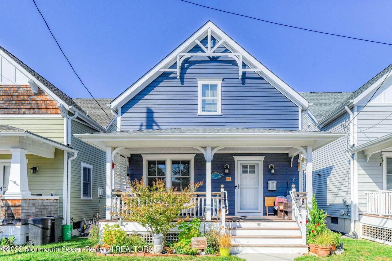 90 Lawrence Avenue - Photo 1