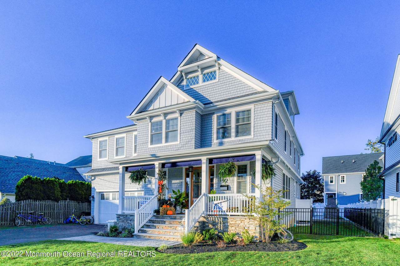 92 Marcellus Avenue - Photo 1