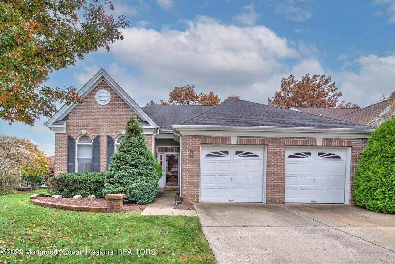 23 Winged Foot Road - Photo 1