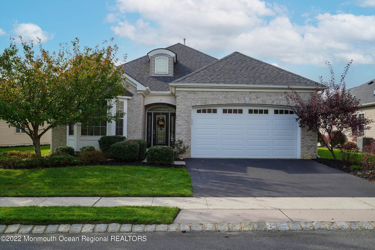 4 Sagamore Drive - Photo 1