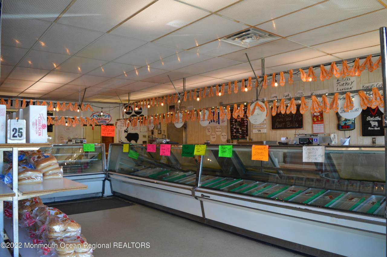 113 Leonardville Road - Photo 1