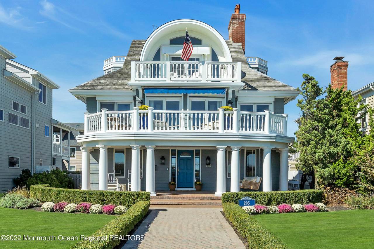 205 Ocean Avenue - Photo 1