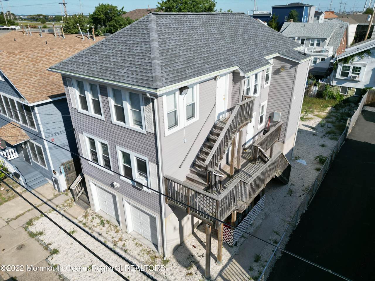 328 Hamilton Avenue - Photo 1