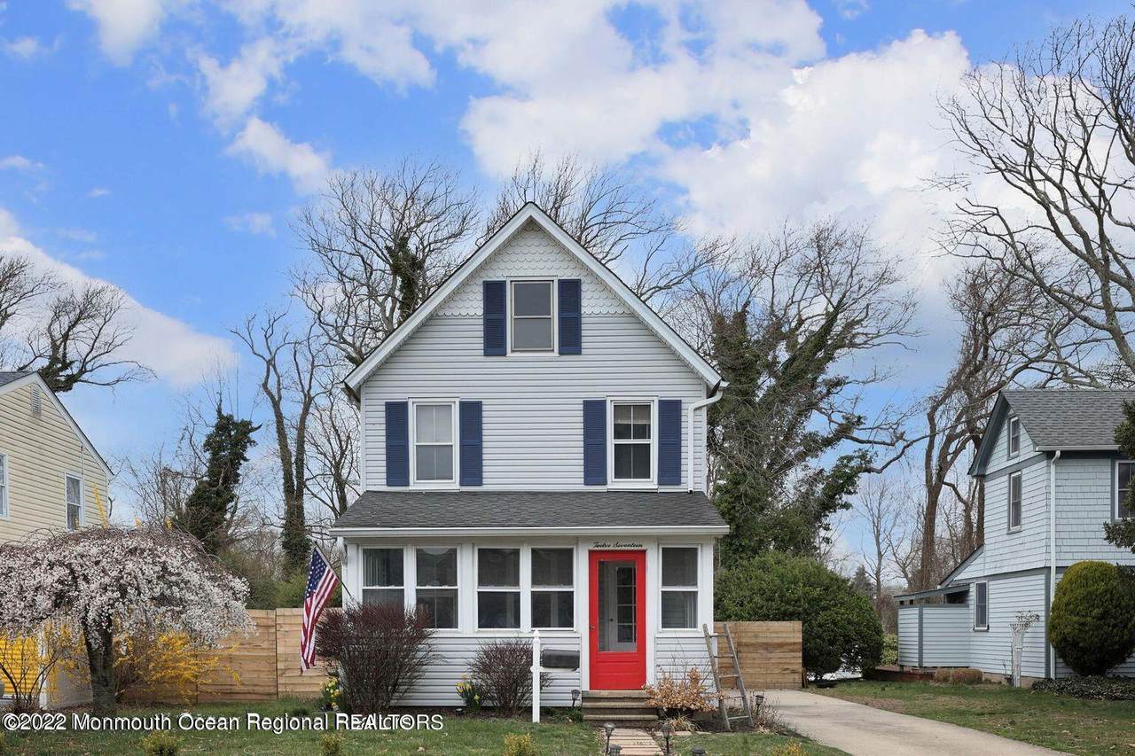 1217 Bay Avenue - Photo 1
