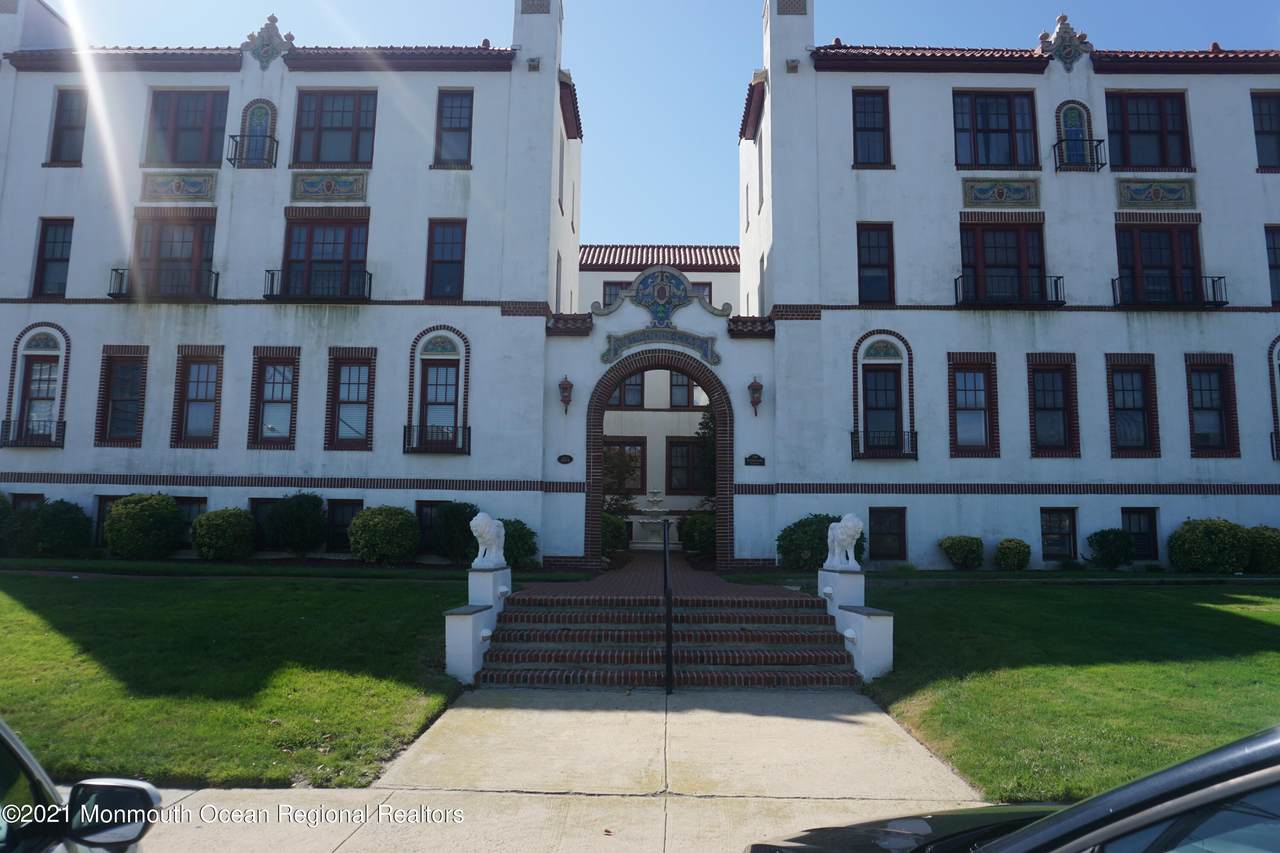 218 2nd Avenue - Photo 1