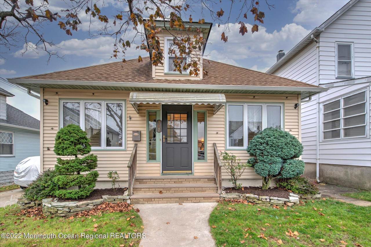 367 5th Street - Photo 1