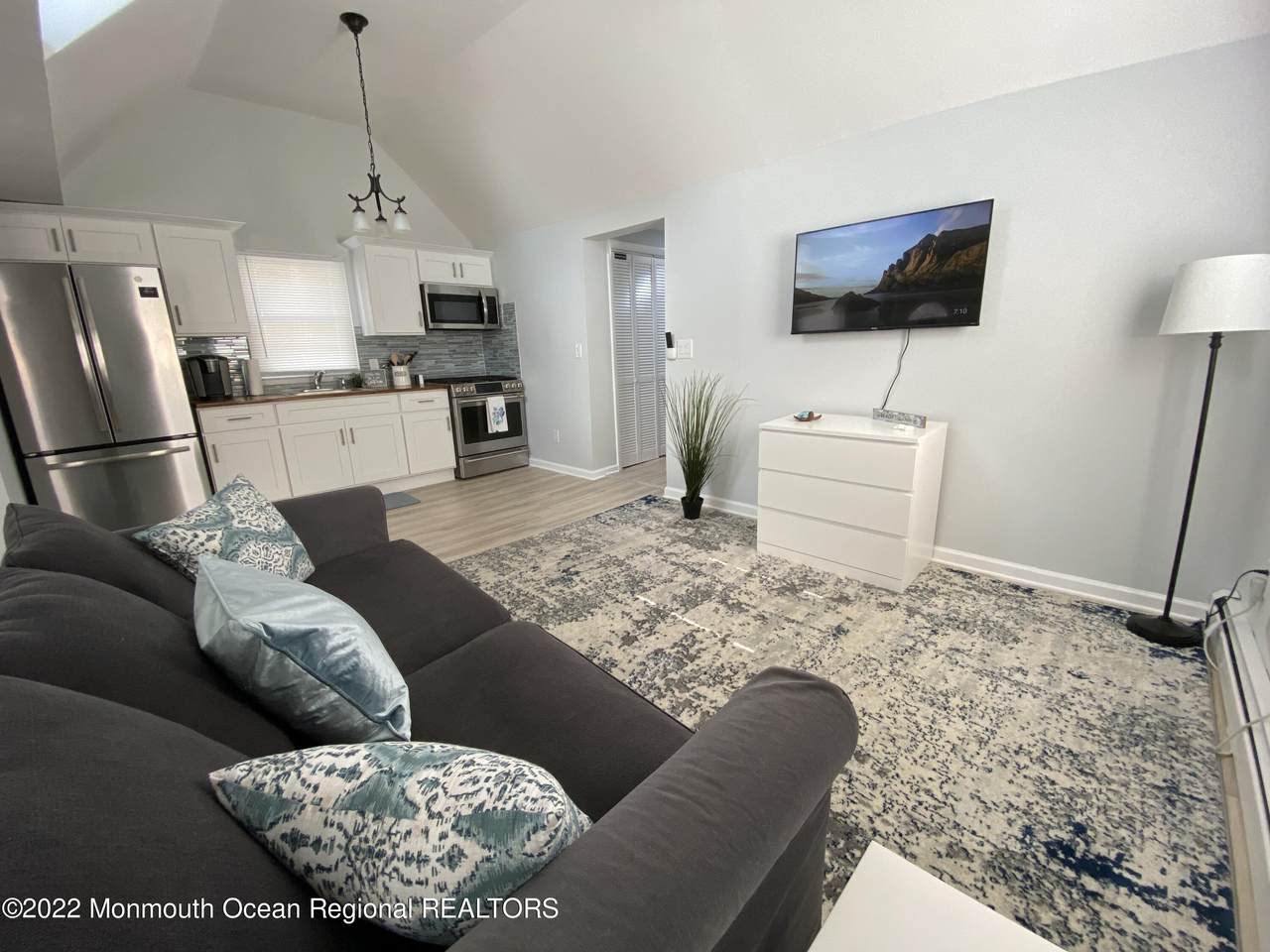 142 Lawrence Avenue - Photo 1