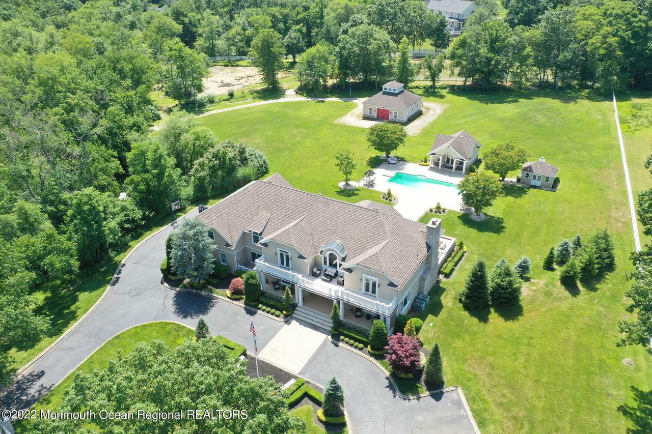 24 Downing Hill Lane - Photo 1