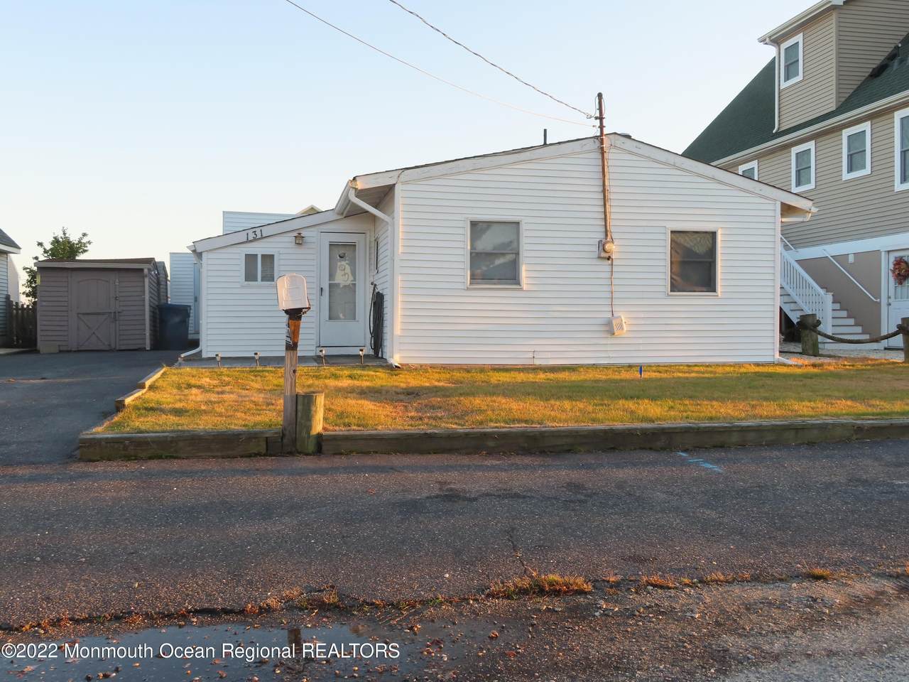 131 Commodore Drive - Photo 1