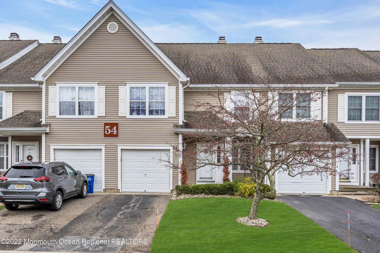 5404 Belmont Court - Photo 1