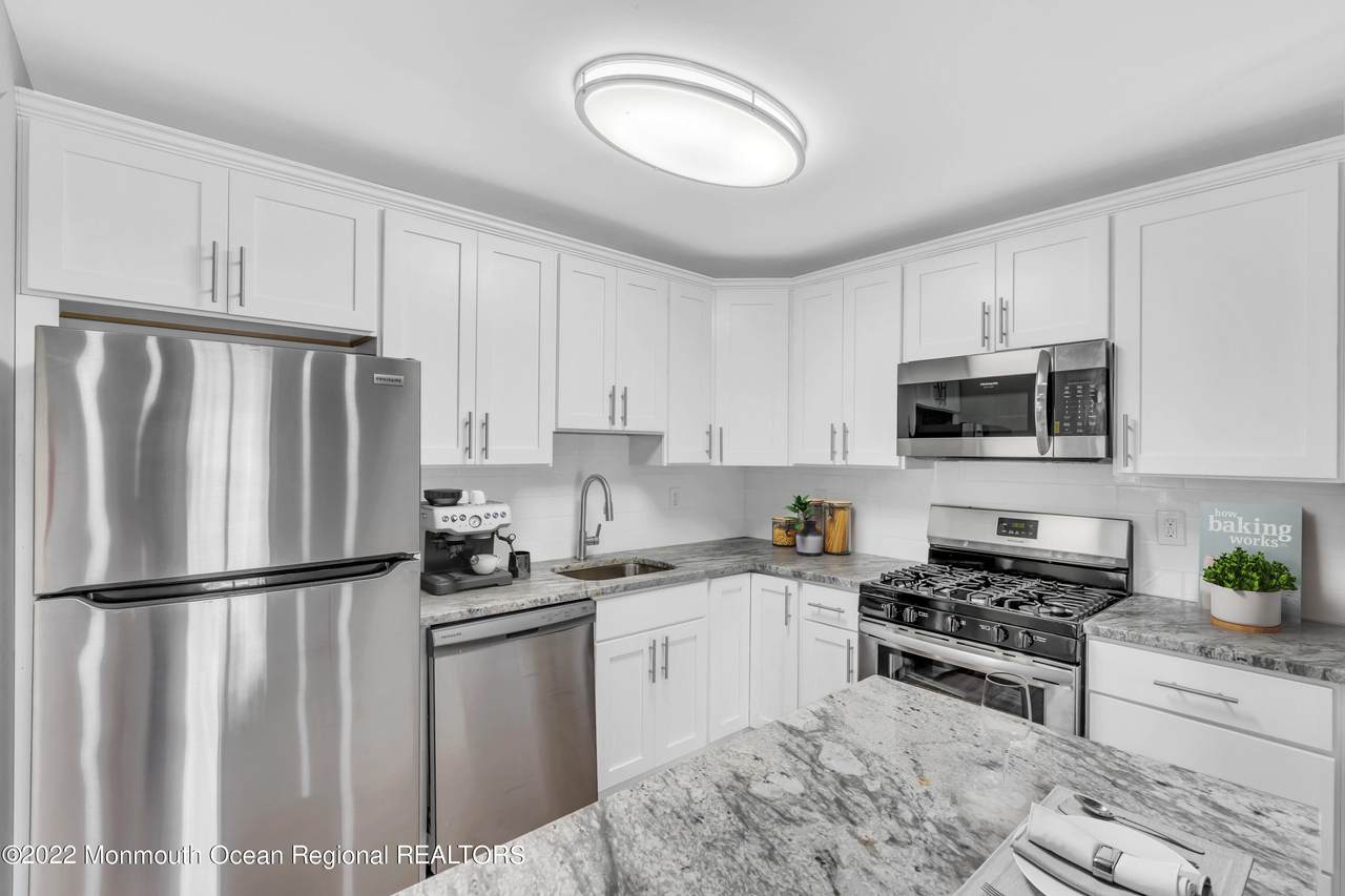 1401 Violet Lane - Photo 1