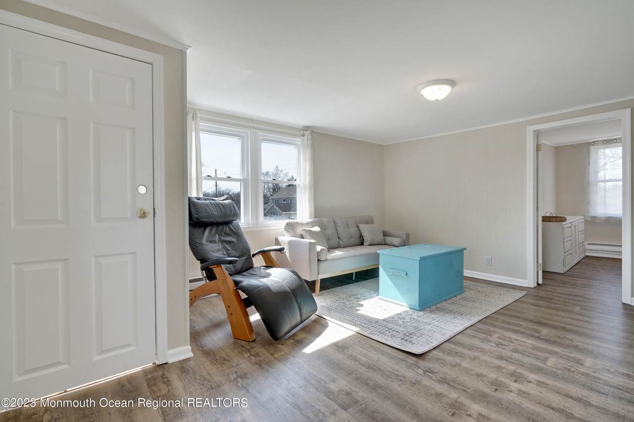 1615 Riverview Terrace - Photo 1