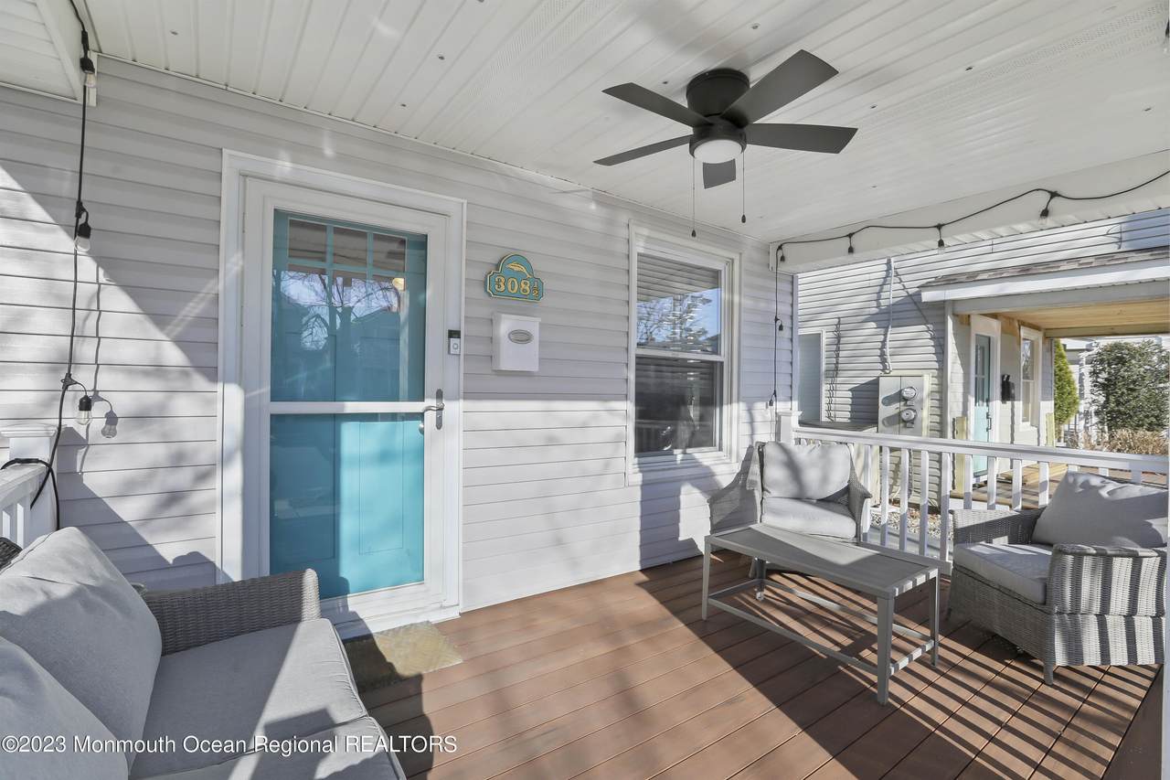 308 1/2 Mccabe Avenue - Photo 1