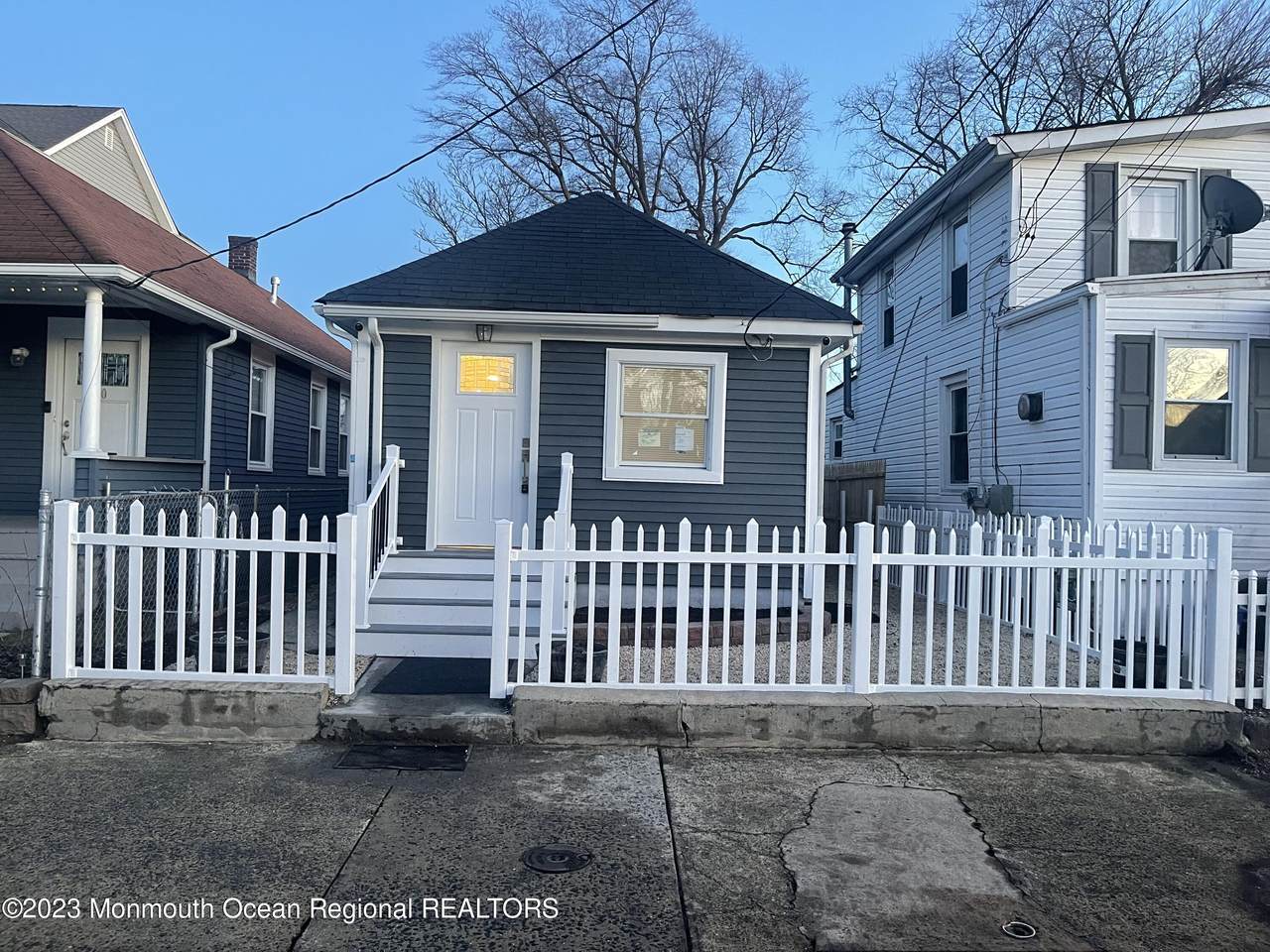 52 Bayview Avenue - Photo 1