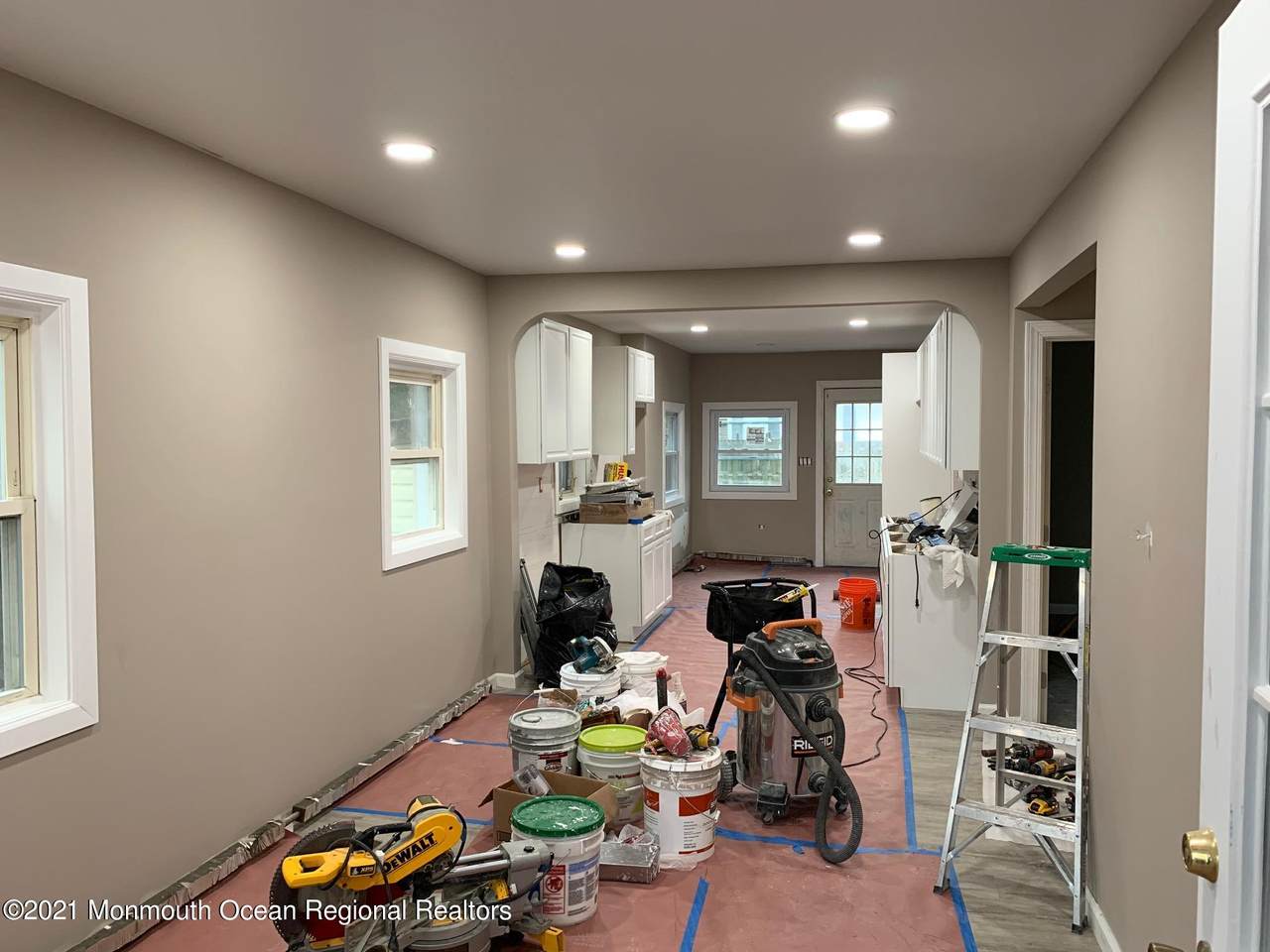 2413 1st Avenue - Photo 1