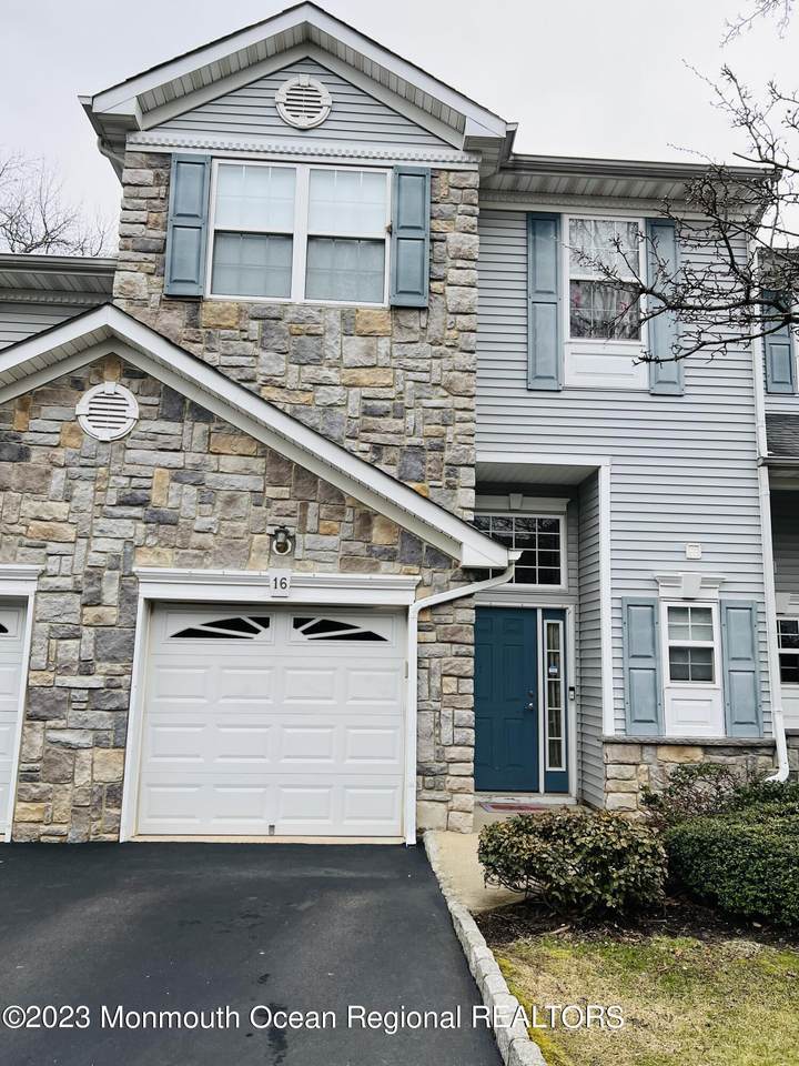 16 Harbor Bay Circle - Photo 1