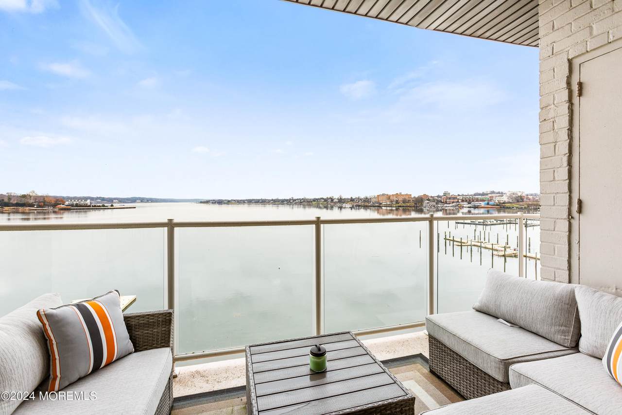 138 Bodman Place - Photo 1