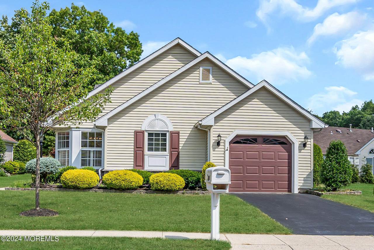 3001 Springwater Court, Toms River, NJ 08755 (22418214) Flagship Properties Group