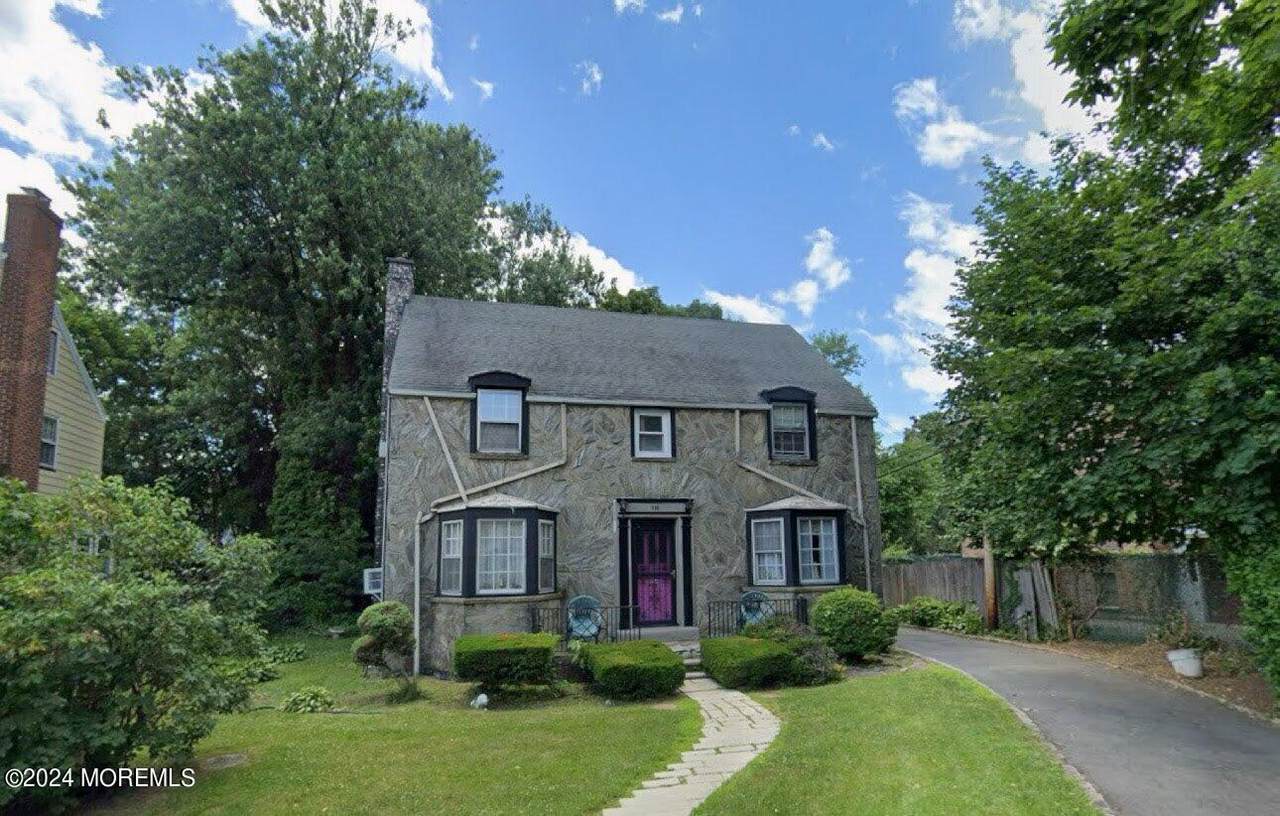 392 Berkeley Road - Photo 1