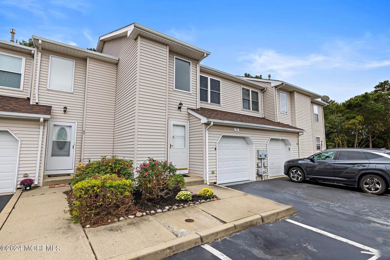 91 Vincent Court - Photo 1