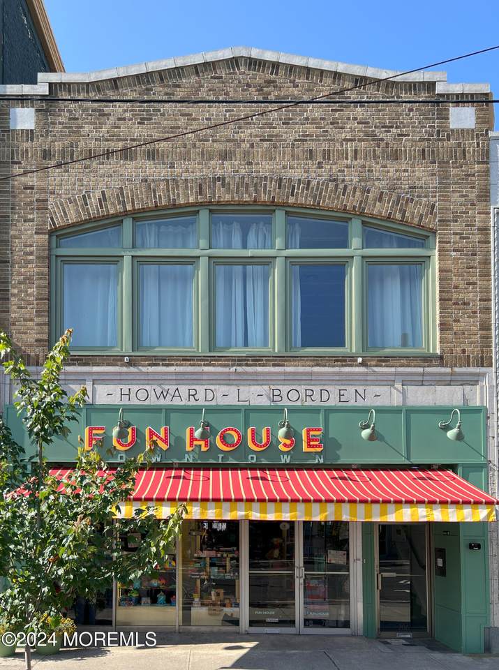 704-706 Cookman Avenue - Photo 1