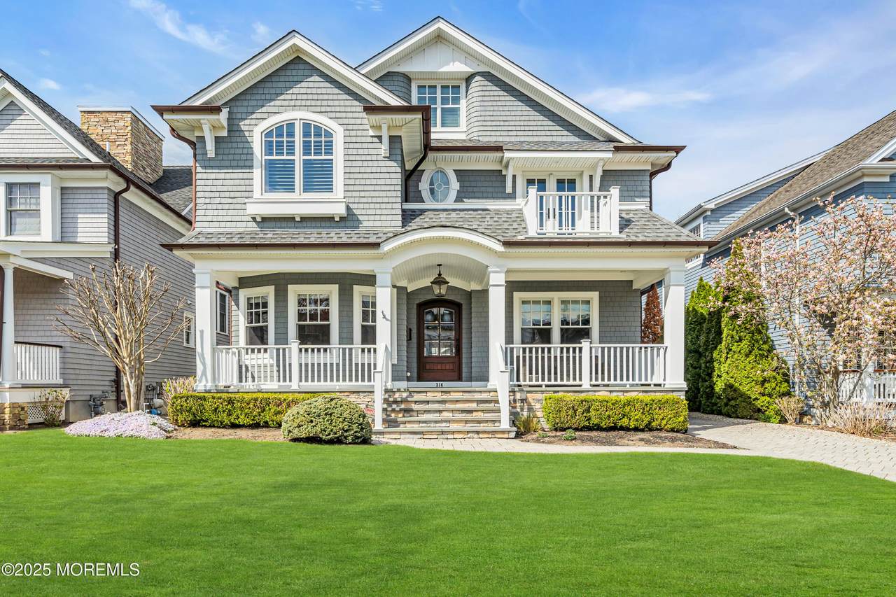 316 Jersey Avenue - Photo 1