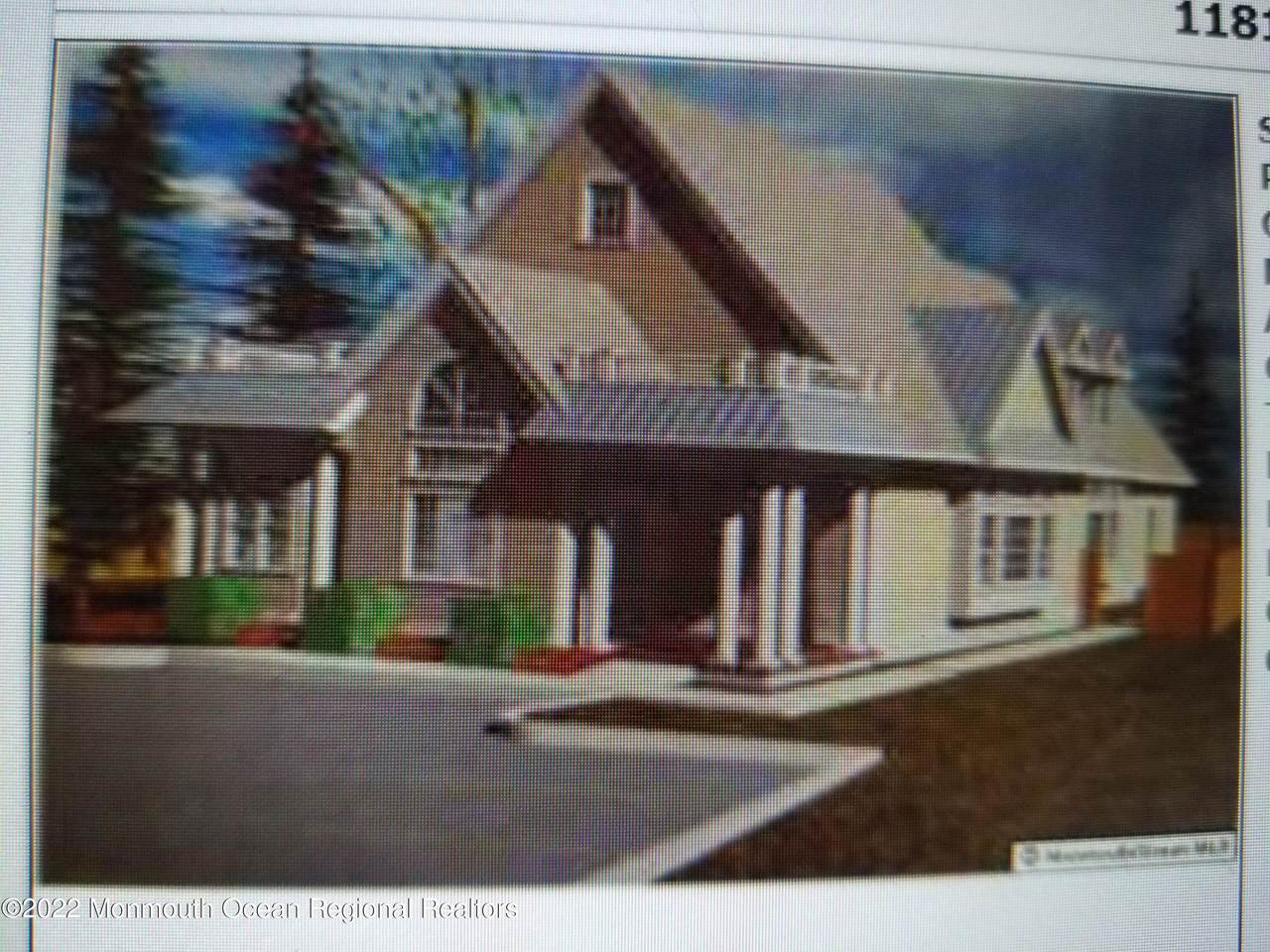 1181 Fischer Boulevard - Photo 1