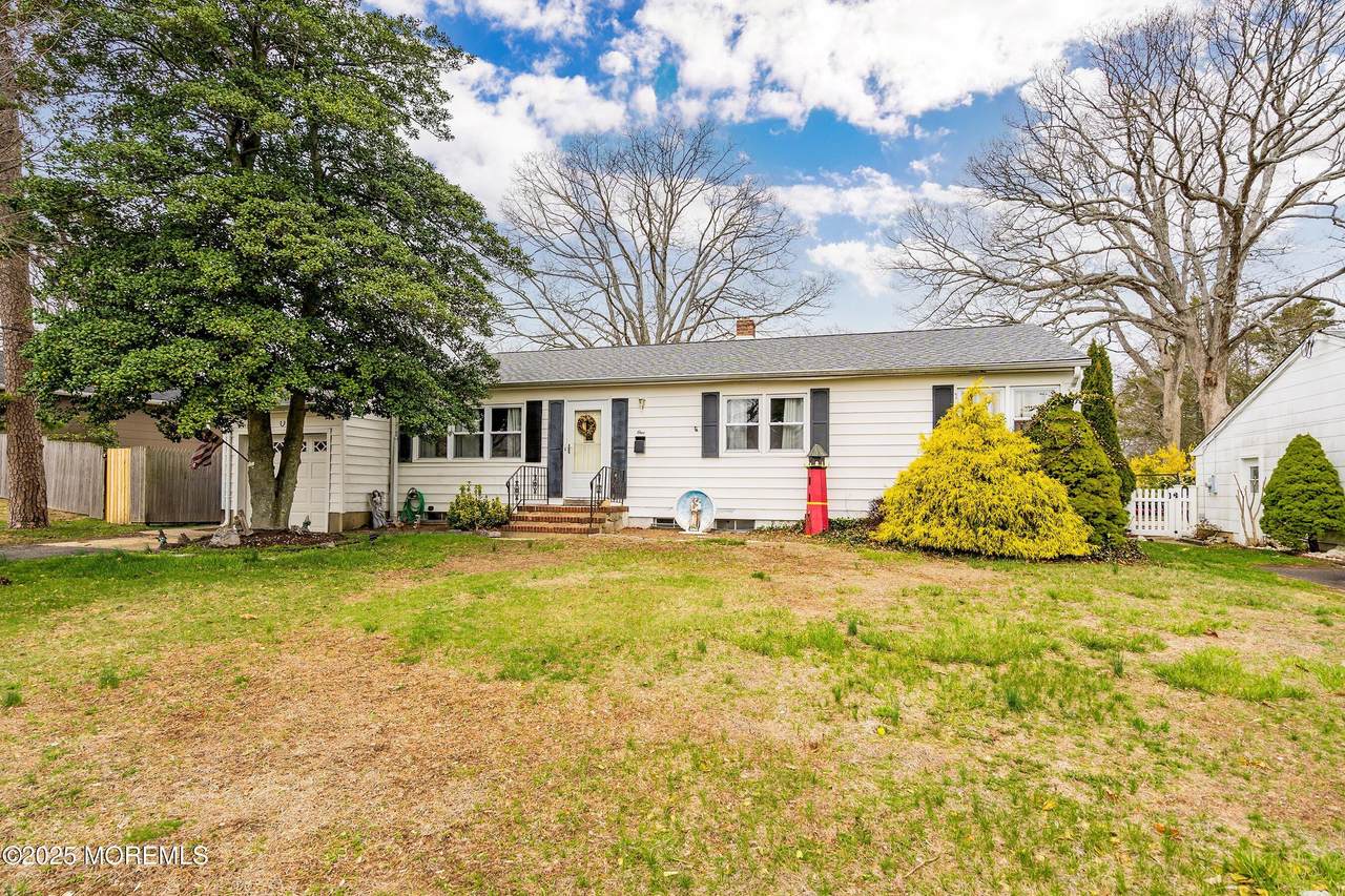 1 Avon Way - Photo 1