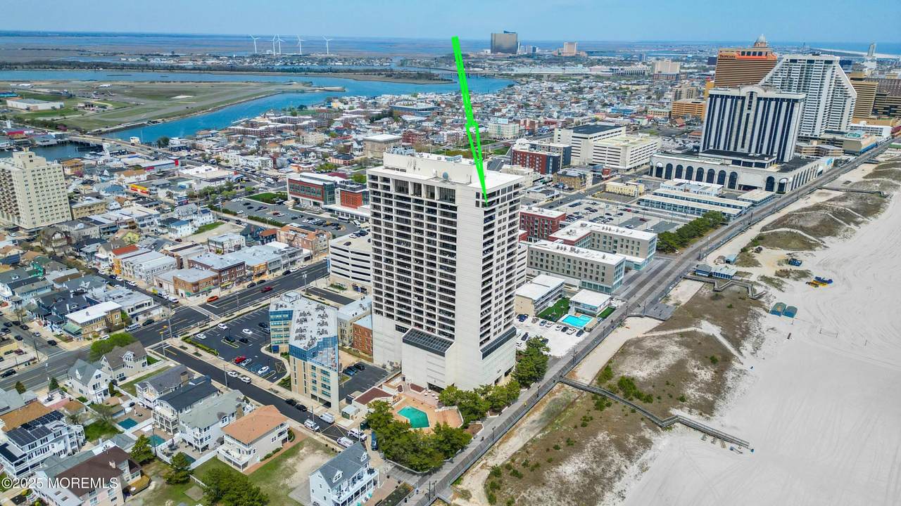 3851 Boardwalk - Photo 1