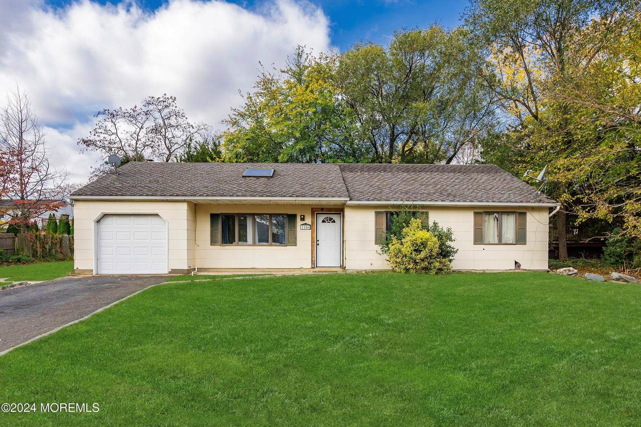 1186 Manor Drive - Photo 1