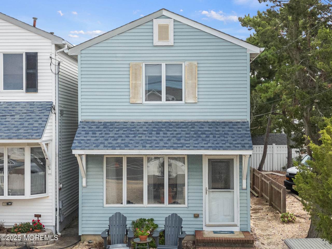 2203 Grand Central Avenue - Photo 1