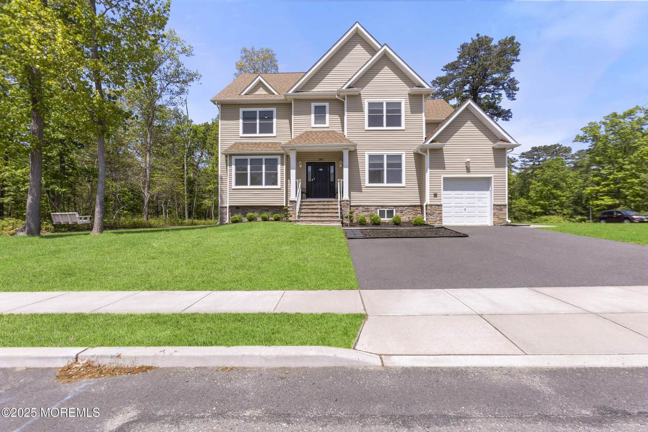 340 Mercer Avenue - Photo 1